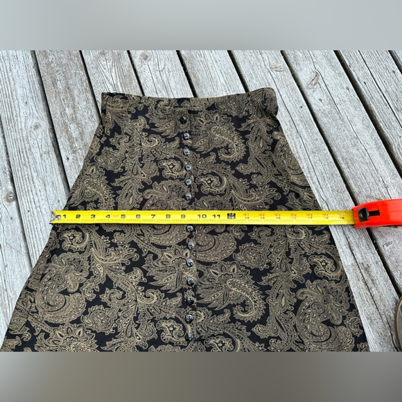 SOLD - Vtg 90s Slinky Material Black &Tan Paisley Skirt w/lots of buttons Size S - Picture 6 of 8